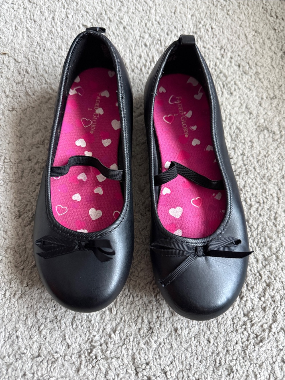 Gently worn Faded Glory Black Girls Ballet Flats with Pink Heart Insole